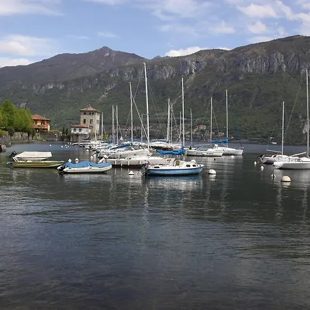 Отель La Pergola 2*